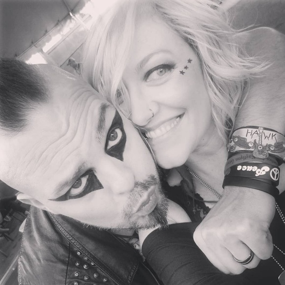 Meet your posher - Picture 1 of 8